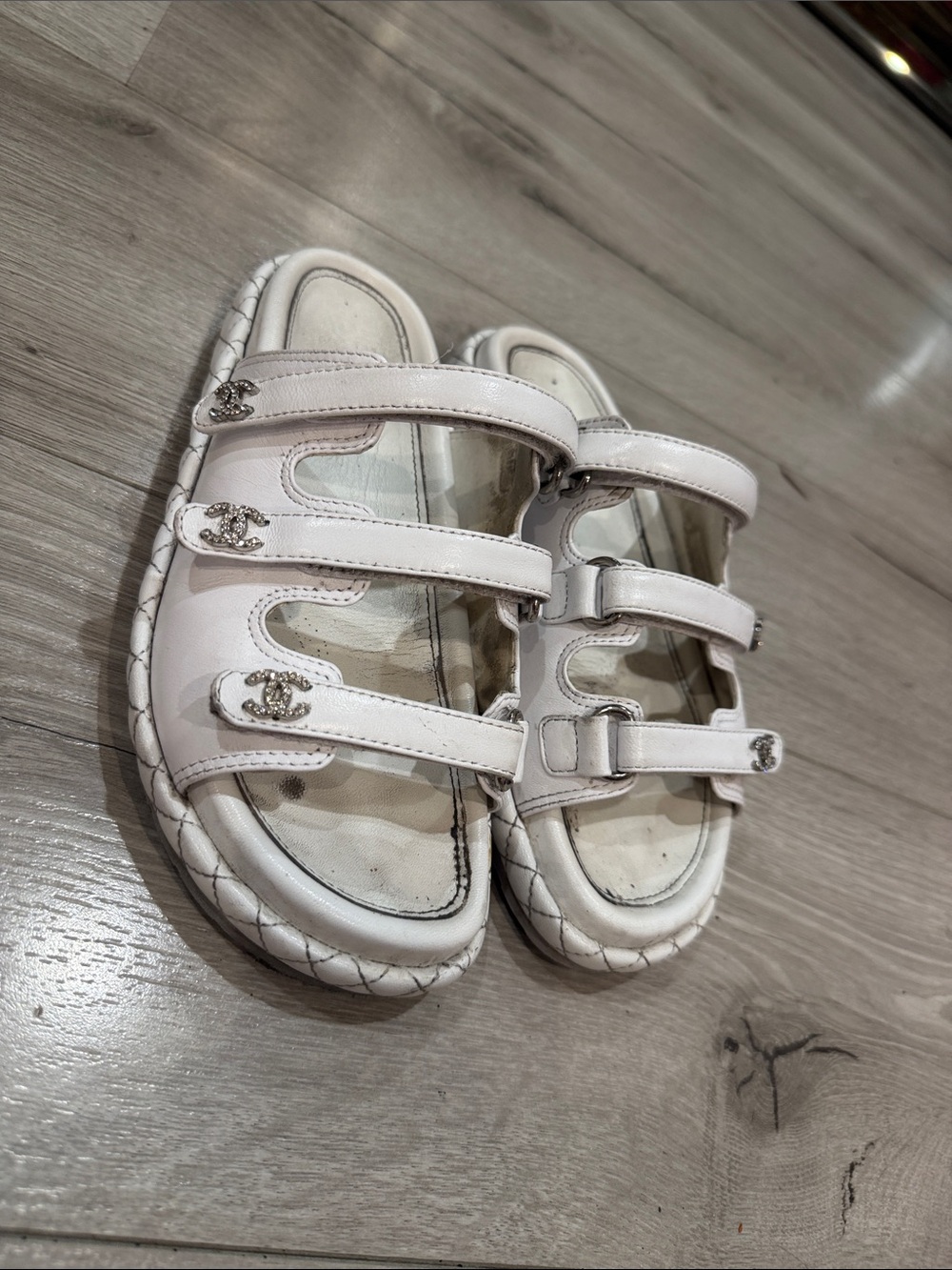 CHANEL White Quilted Triple-Strap Kids Sandals with CC Logos